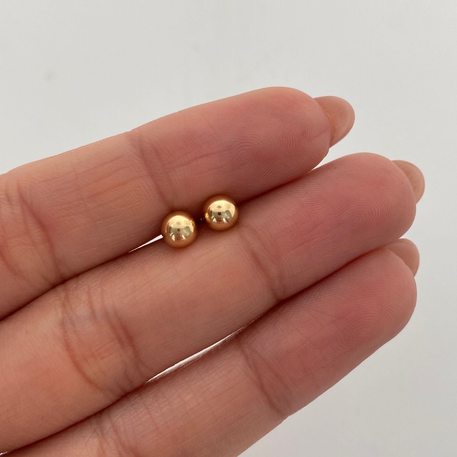Topos Bola Lisa 5mm Oro amarillo 18k 0,55 Gr