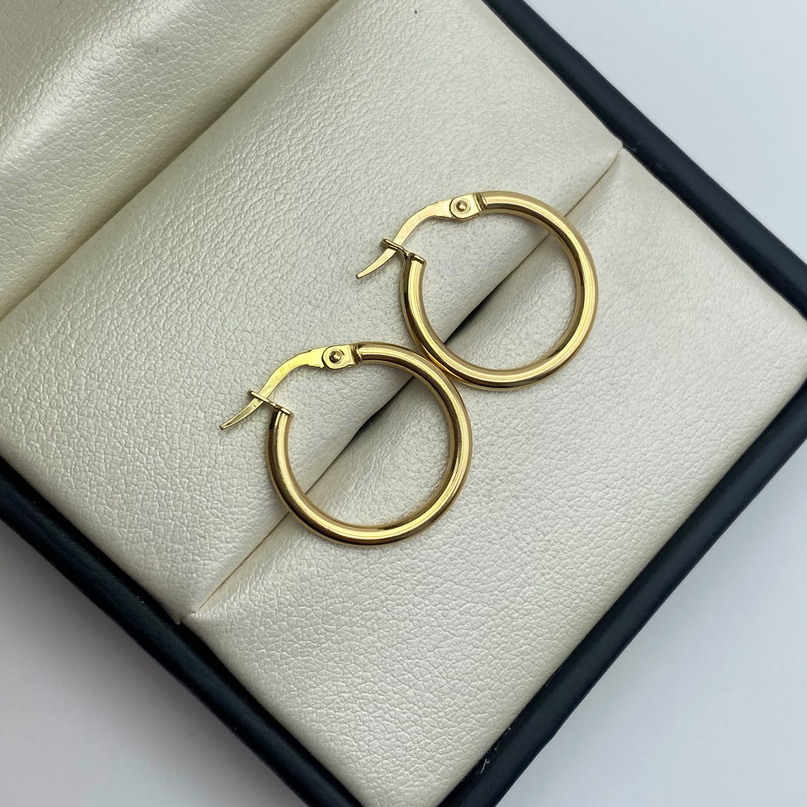 Candonga It delgada lisa Oro amarillo 18k 1,2 Gr / 2 Cm