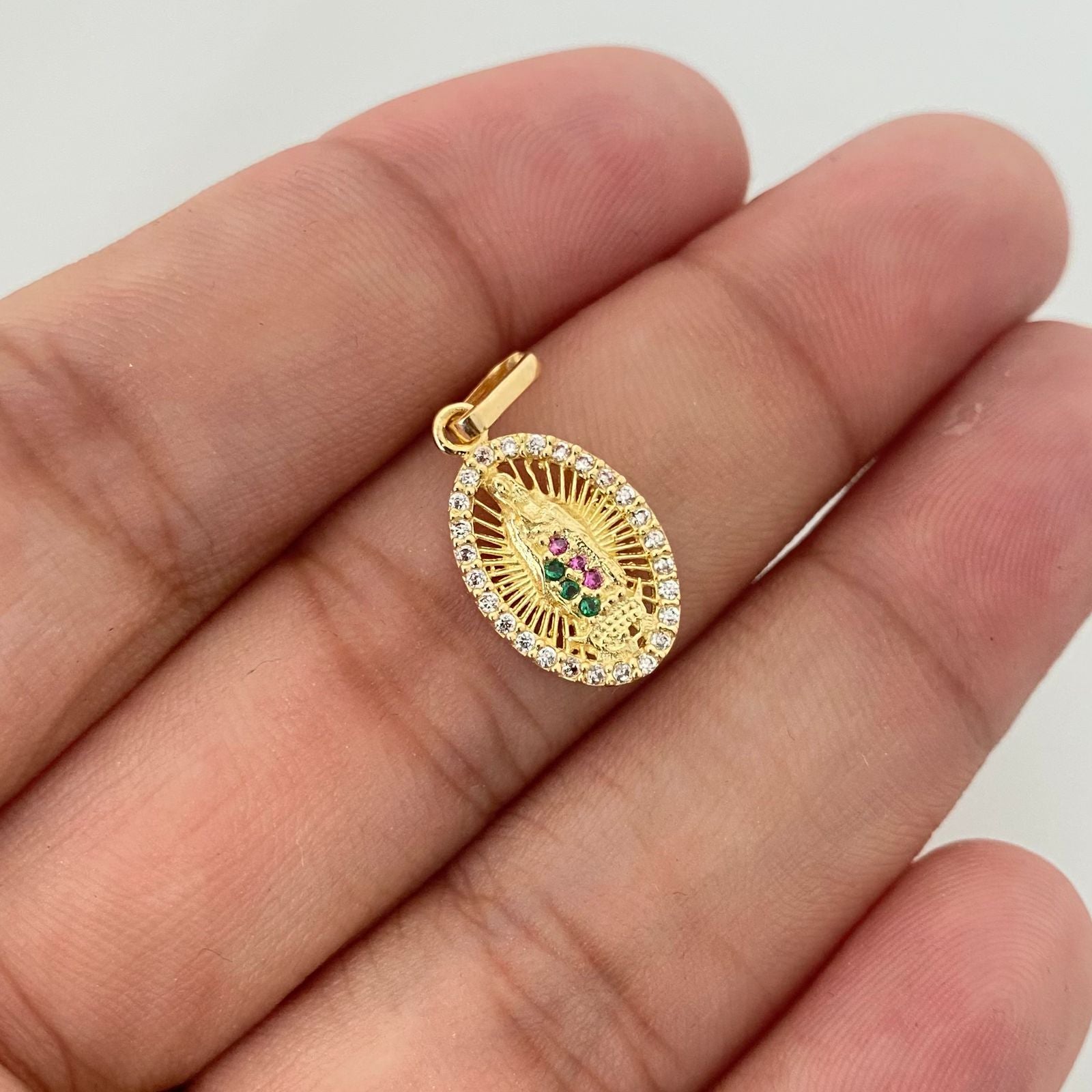 Dije guadalupe mini colores ovaladada borde casting Oro amarillo 18k 1,20 Gr / 2,0 Cm