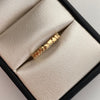 Anillo Corazon seguido Oro amarillo 18k / Talla 6 / 1,45 Gr / 2,4 mm