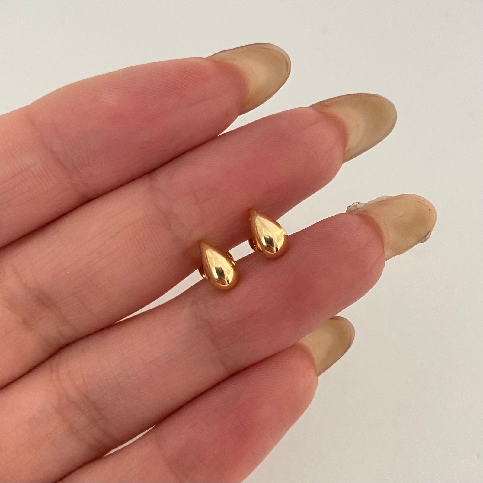 Topos gota lisa Oro amarillo 18k 0,65 Gr / 4,3 mm