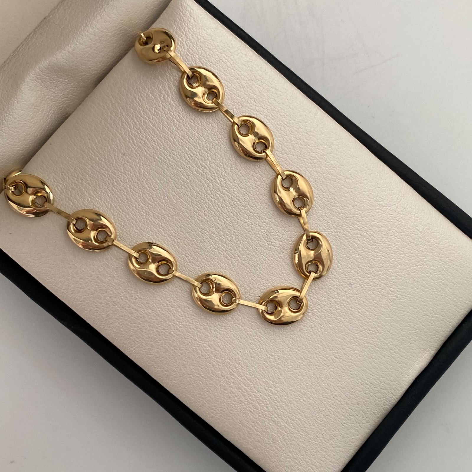 Cadena Gc Liso Oro amarillo 18k 17,45 Gr / 8,3 mm / 60 Cm Broche 1,00
