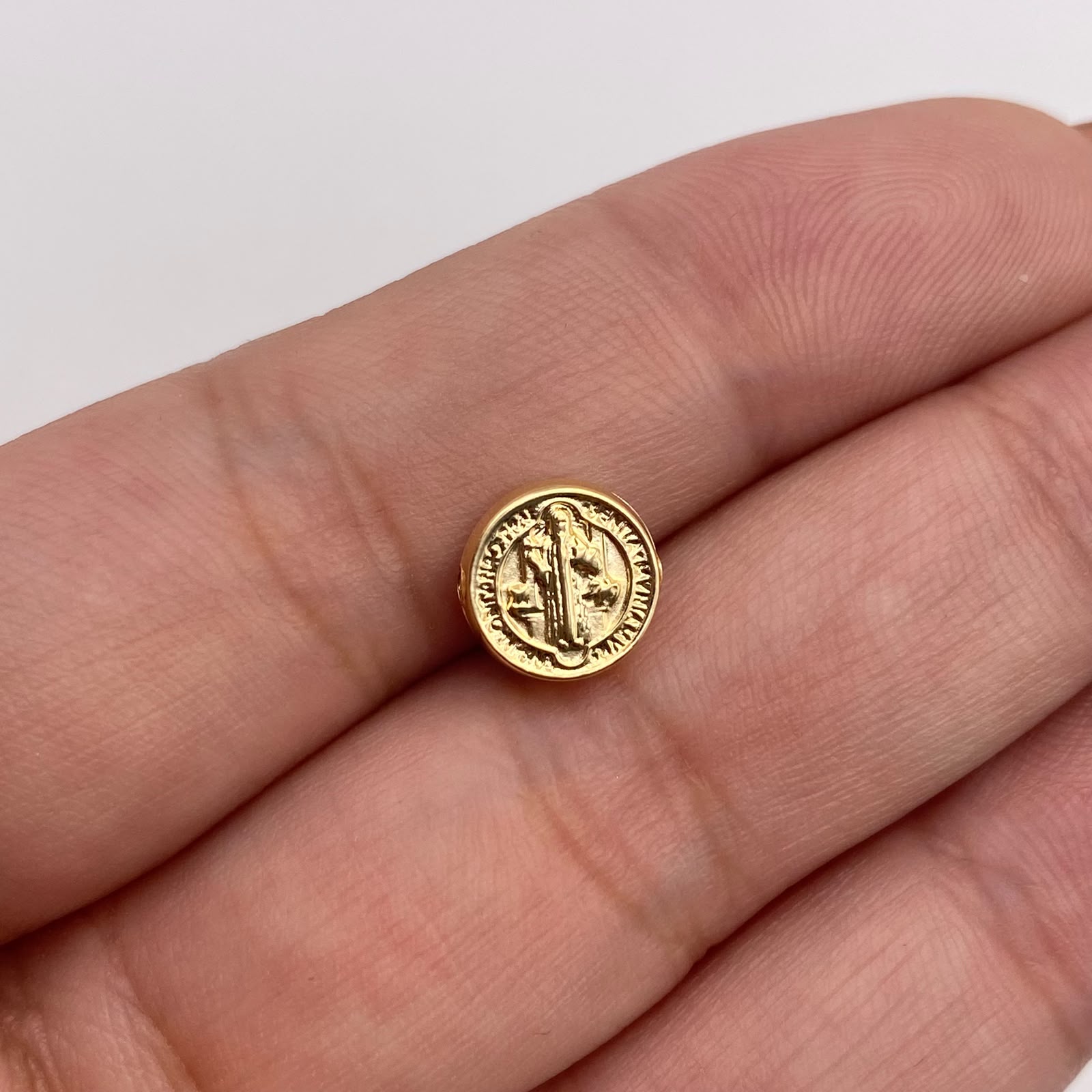 Herraje tambor san benito Oro amarillo 18k 0,37 Gr / 0,7 Cm
