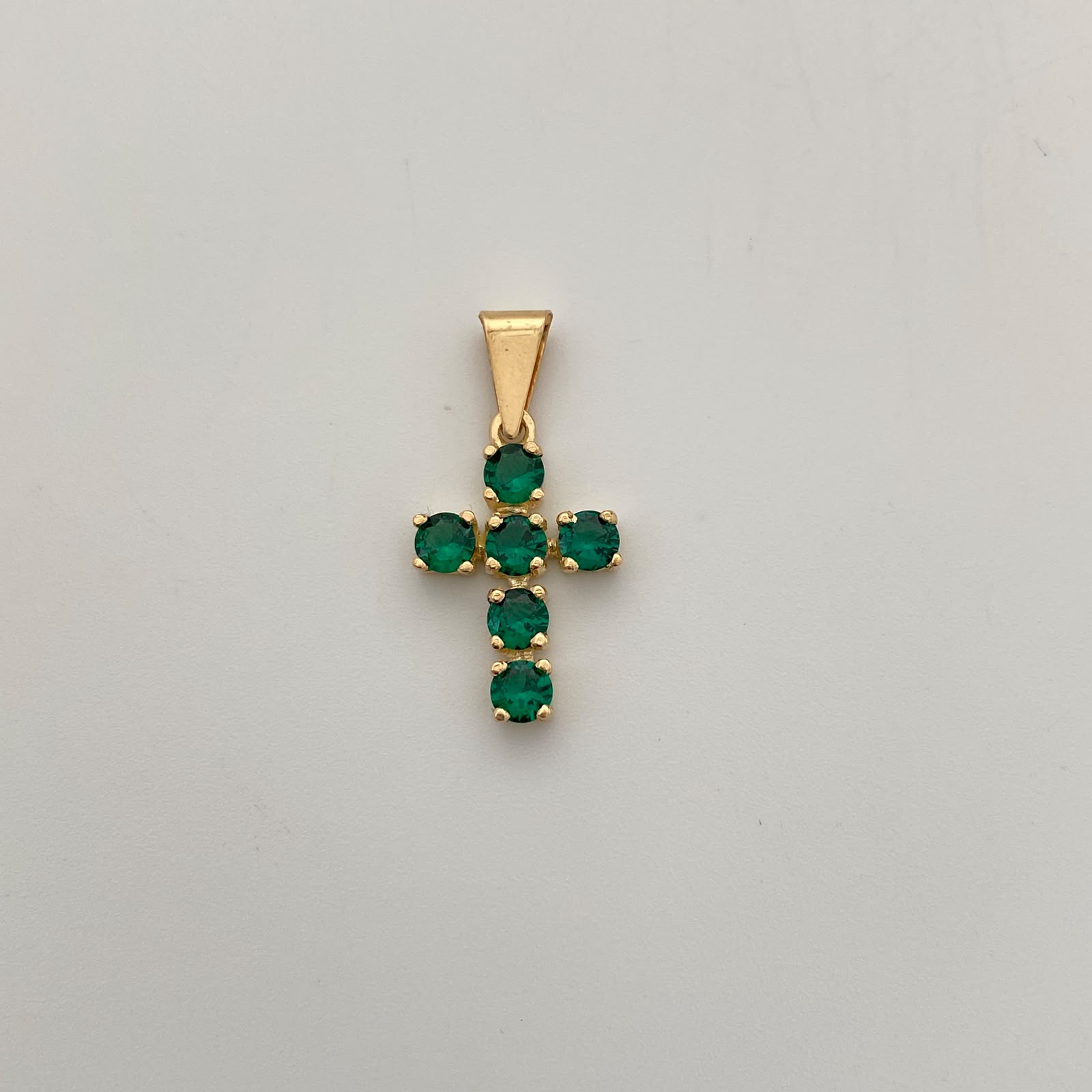 Dije Cruz Casting Oro amarillo 18k 1,9 Gr / 13,6 mm / 2,7 Cm