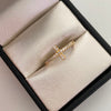 Anillo Cruz Casting Blanco Oro amarillo 18k / Talla 7 / 1,7 Gr / 1,5 mm