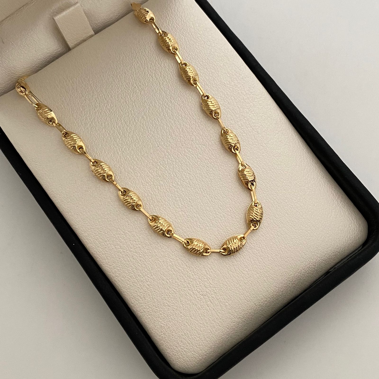 Pulso Rustica Oro amarillo 18k 2,80 Gr / 4,3 mm / 19,5 Cm Broche 0,60