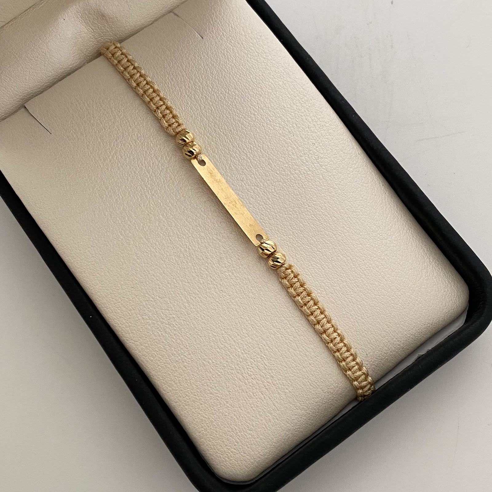 Pulsera tejida Placa Bola Diamantada 4mm beige Oro amarillo 18k 0,6 Gr
