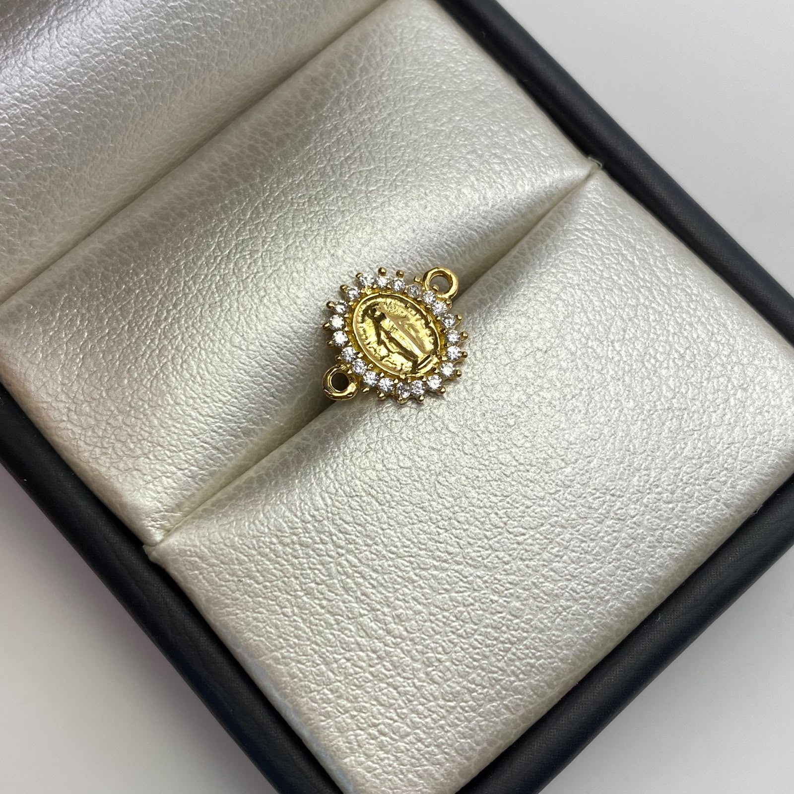 Herraje Virgen Milagrosa Casting Oro amarillo 18k 0,75 Gr / 1,3 Cm