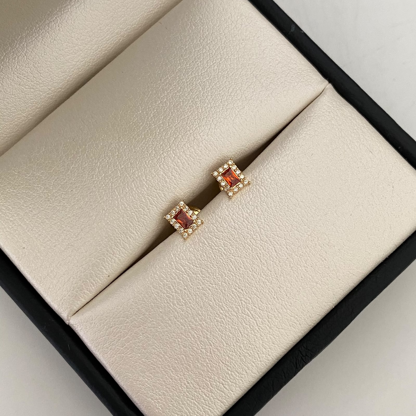 Topos Cuadros Casting Naranja Oro amarillo 18k 0,75 Gr / 4,8 mm
