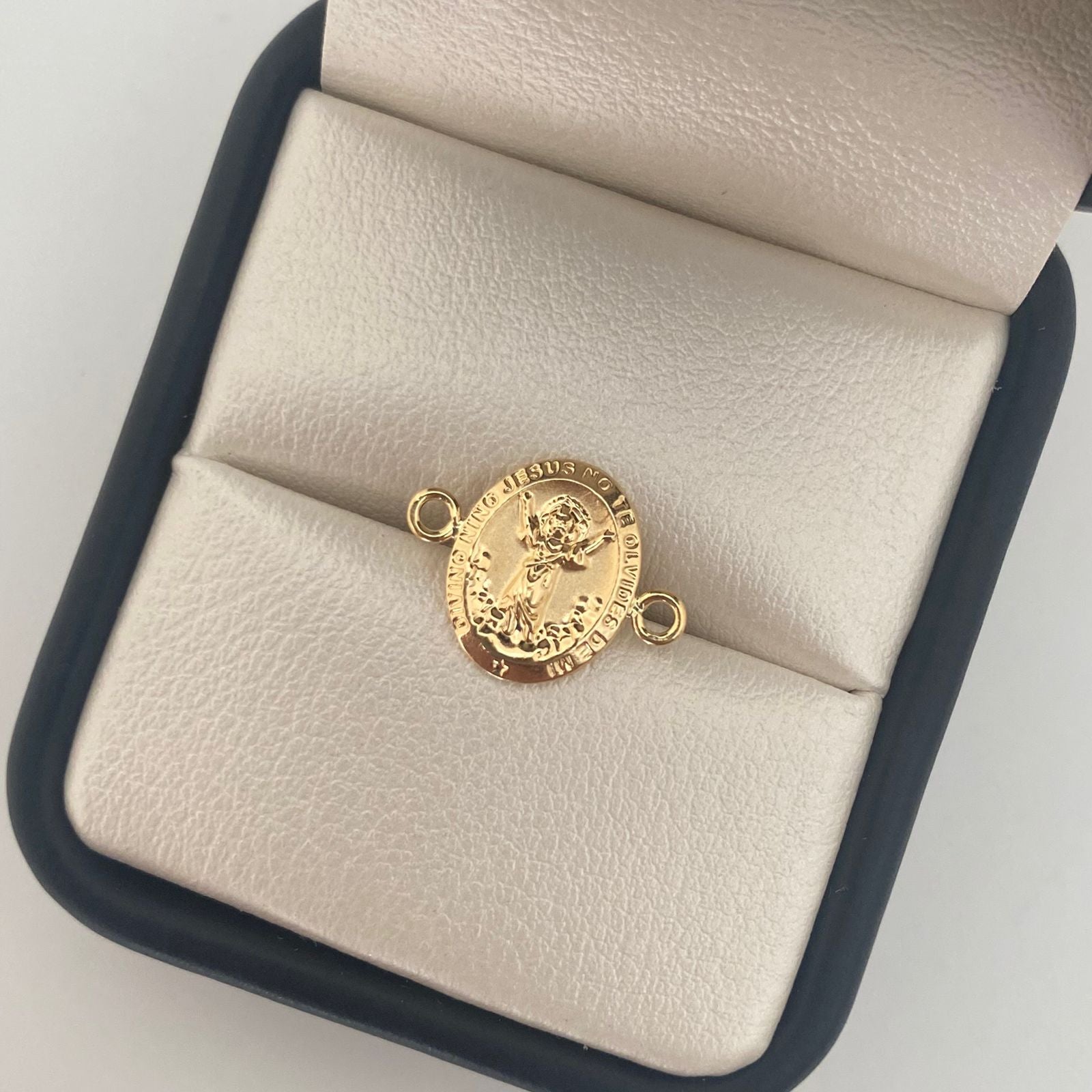 Herraje divino niño jesús Oro amarillo 18k 0,65 Gr / 1,8 Cm