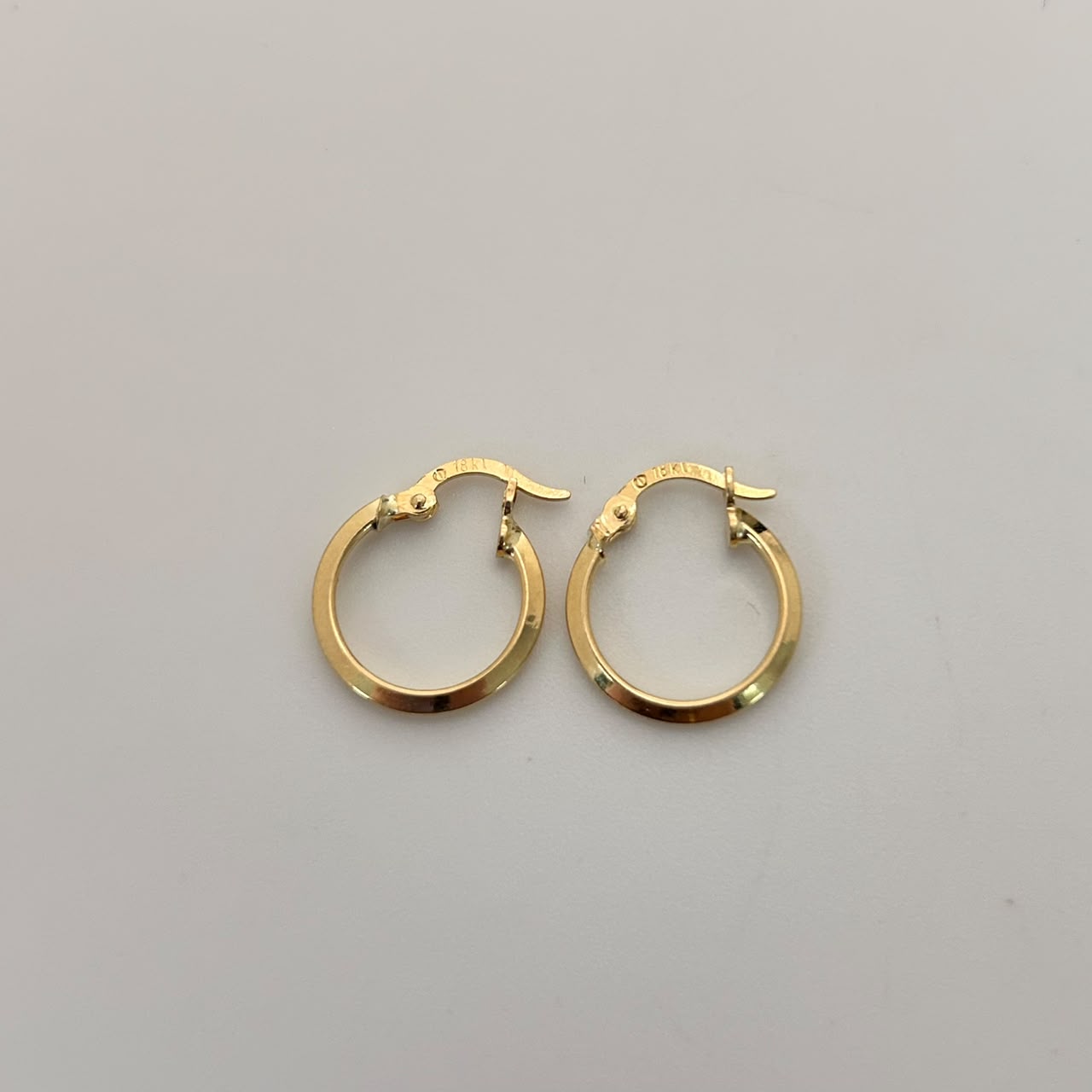 Candonga Lisa Oro amarillo 18k 1 Gr / 1,5 Cm