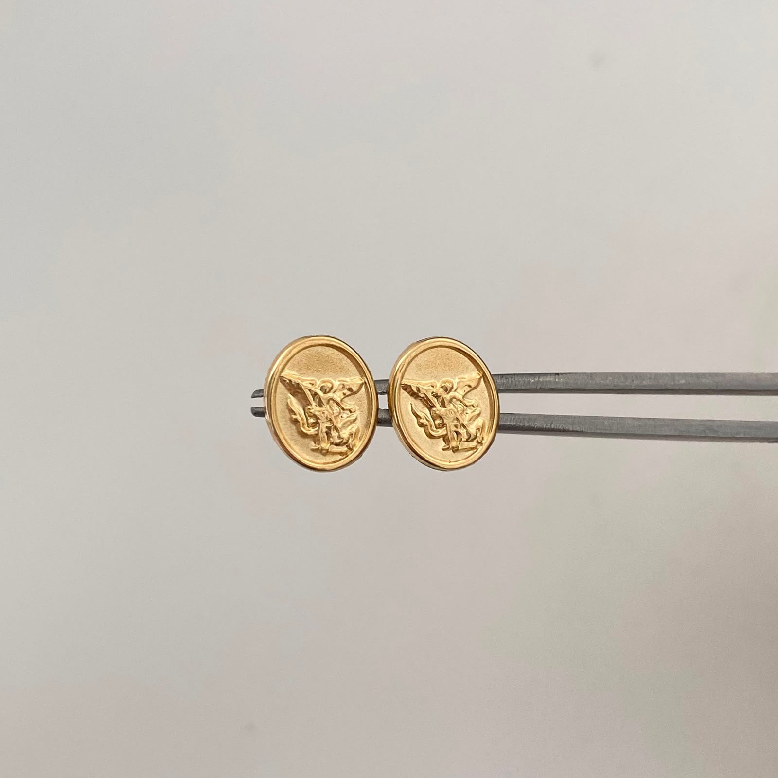 Topos San Miguel Arcangel Oro amarillo 18k 1,05 Gr / 9,2 mm