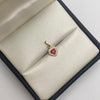 Dije Corazon circones blancos y fucsia Oro amarillo 18k 0,6 Gr / 7,7 mm / 1,5 Cm