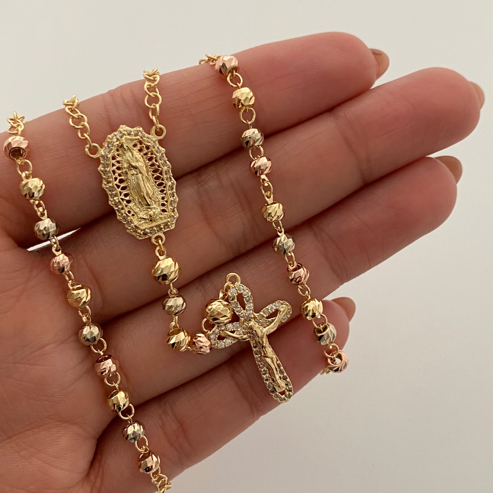 Rosario Virgen de Guadalupe Casting Tres oros 18k 12,40 Gr / 4 mm / 50 Cm Broche 0,40