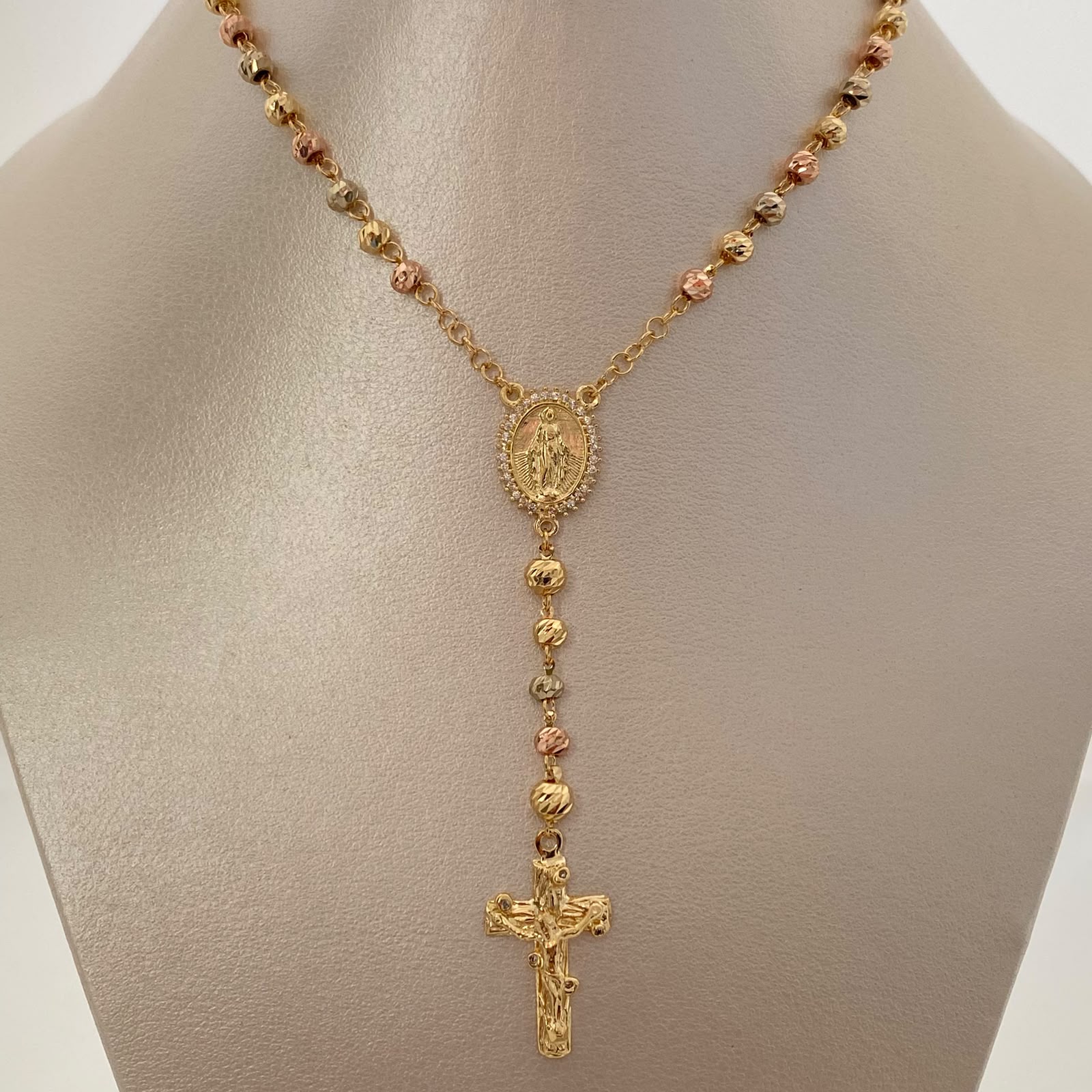 Rosario Virgen Milagrosa Casting Tres oros 18k 12,40 Gr / 4 mm / 60 Cm Broche 0,40