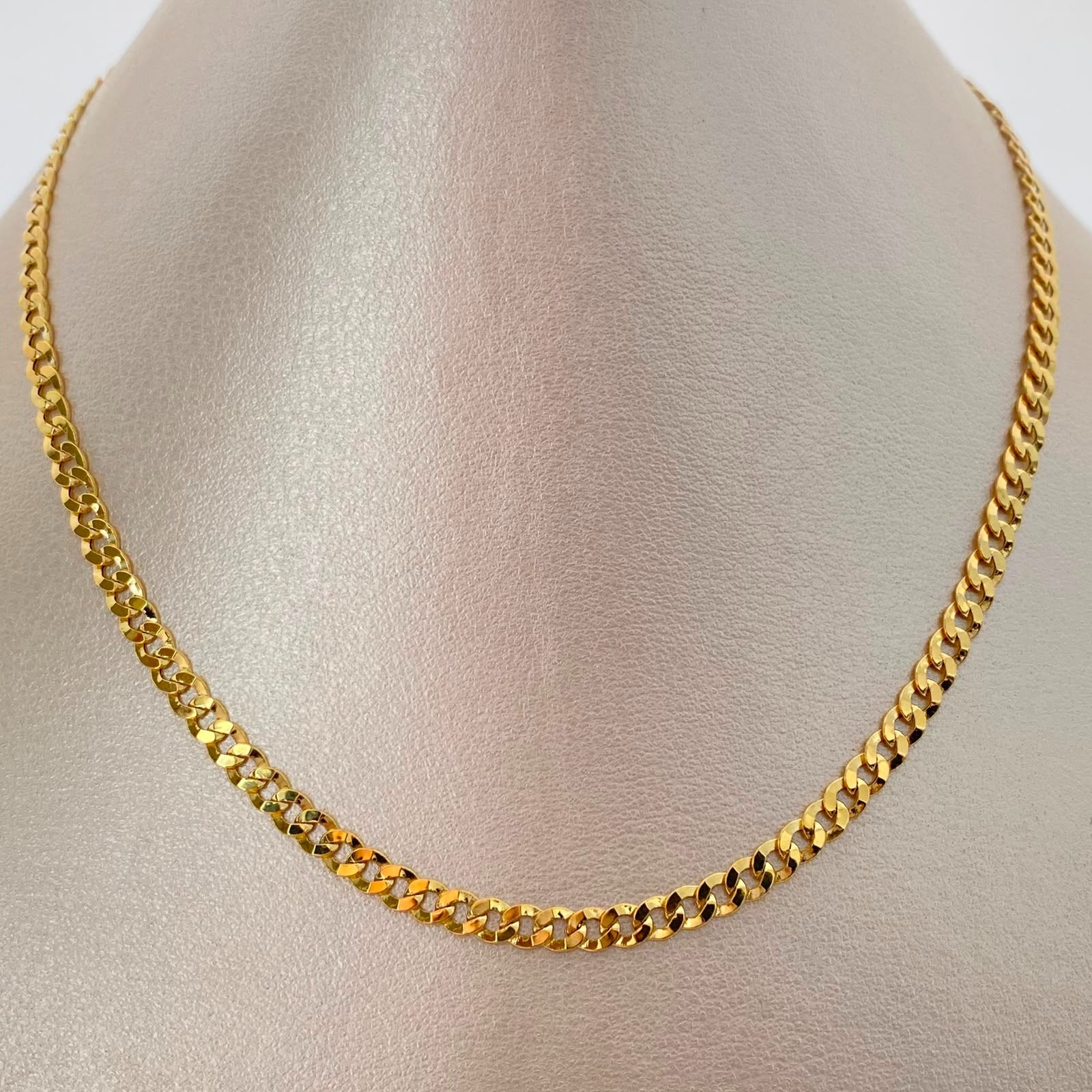 Cadena It Cubana Oro amarillo 18k 7,4 Gr / 3,9 mm / 60 Cm