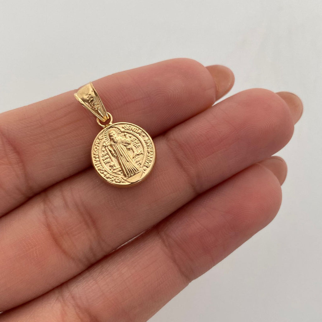 Dije San Benito Oro amarillo 18k 0,7 Gr / 12,3 mm / 2,1 Cm