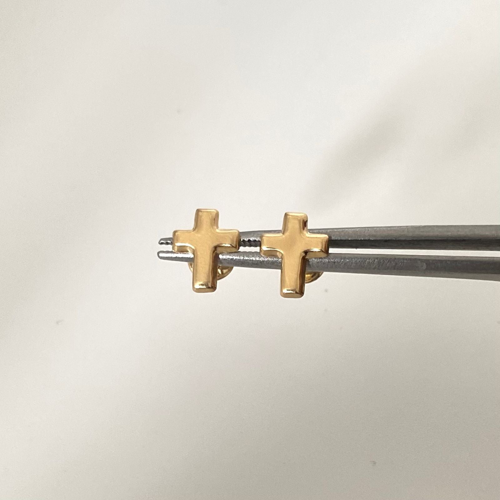 Topos cruz plana lisa Oro amarillo 18k 0,65 Gr / 7,3 mm