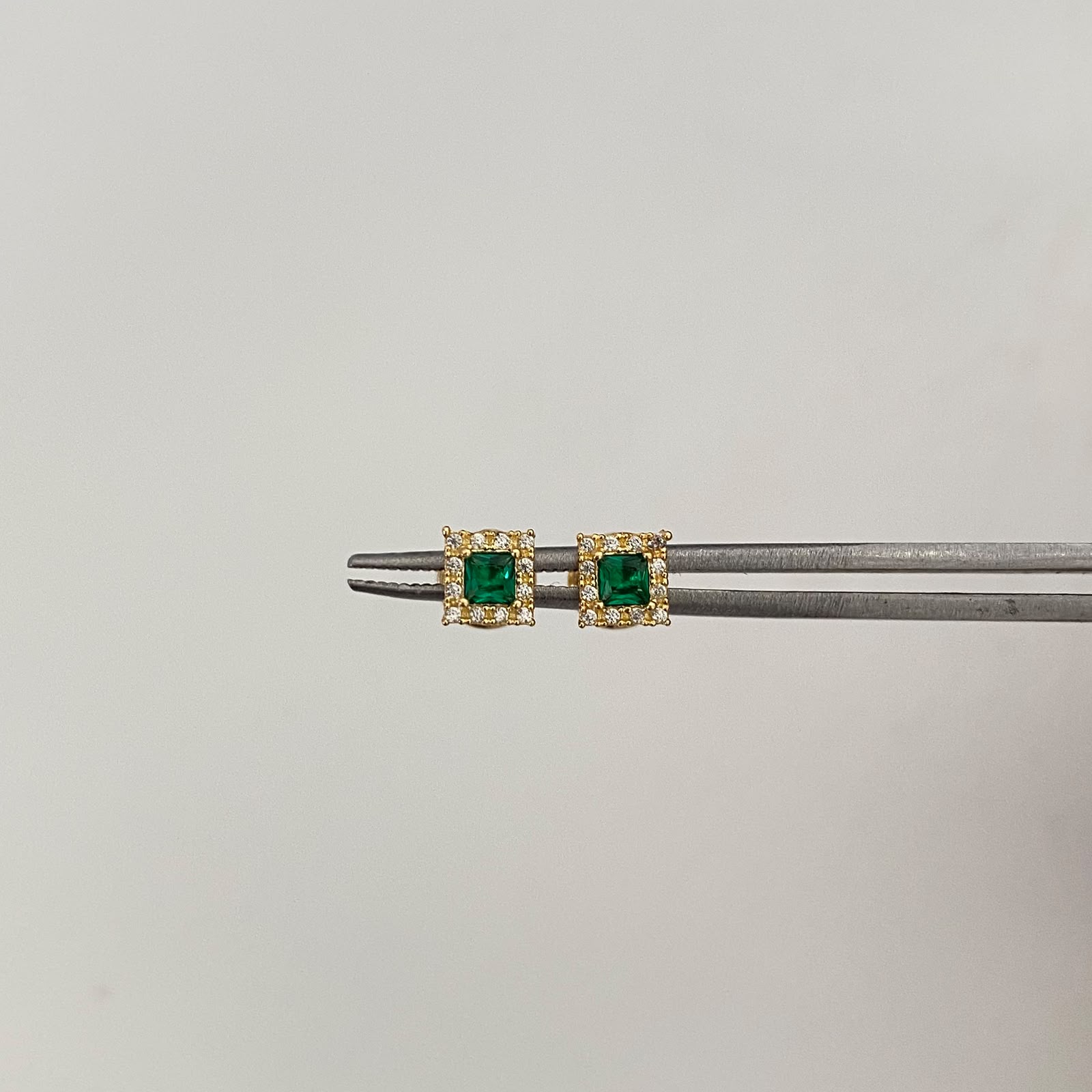 Topos Cuadro Casting Verde Oro amarillo 18k 0,75 Gr / 5 mm