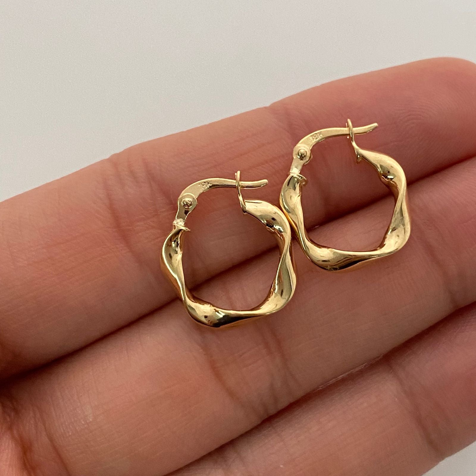 Candonga melcocha  Oro amarillo 18k 1,10 Gr / 1,5 Cm