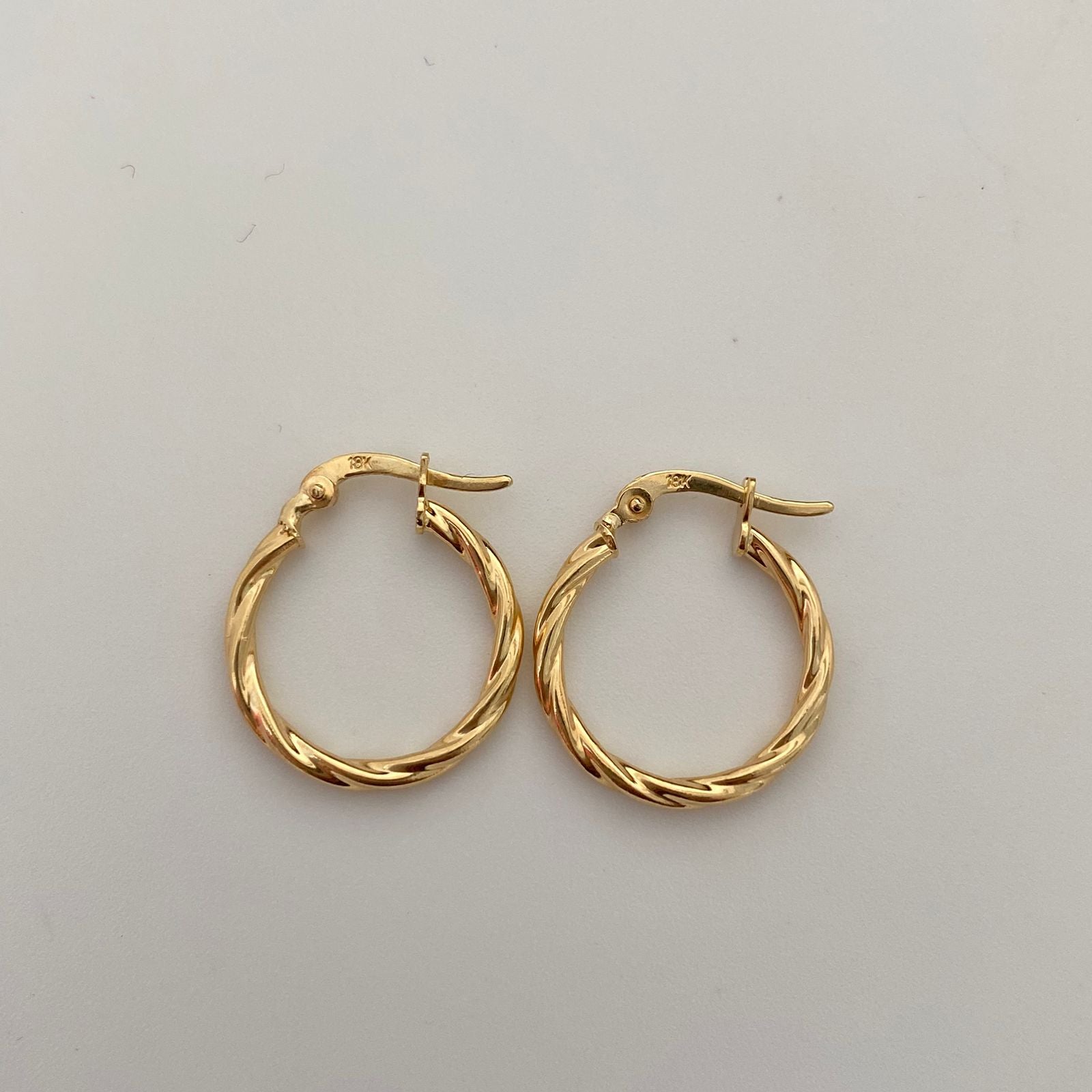 Candonga Entorchada Oro amarillo 18k 1,35 Gr / 2,0 Cm