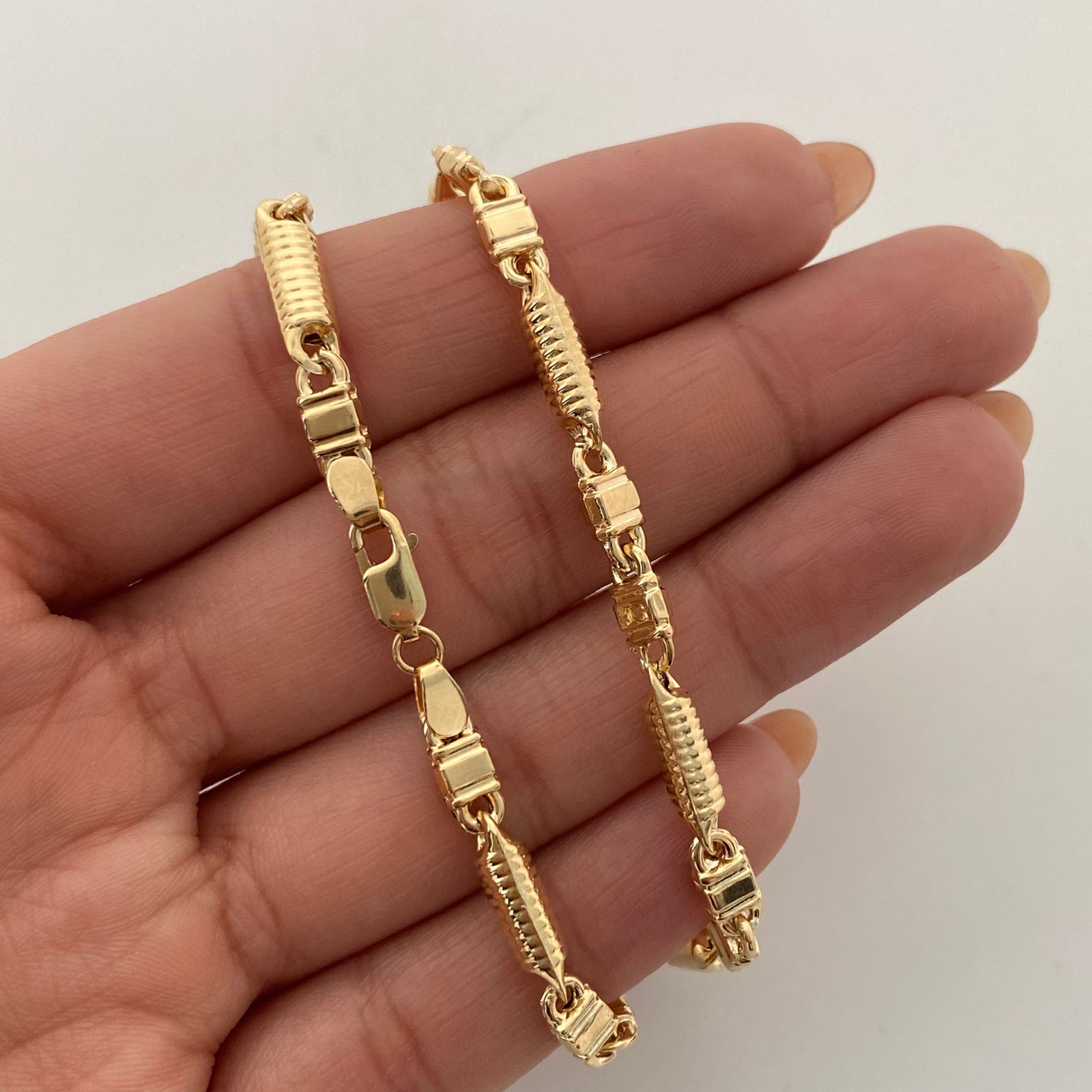 Cadena Rustica Oro amarillo 18k +1 / 14,55 Gr / 4,4 mm / 60 Cm Broche 0,60