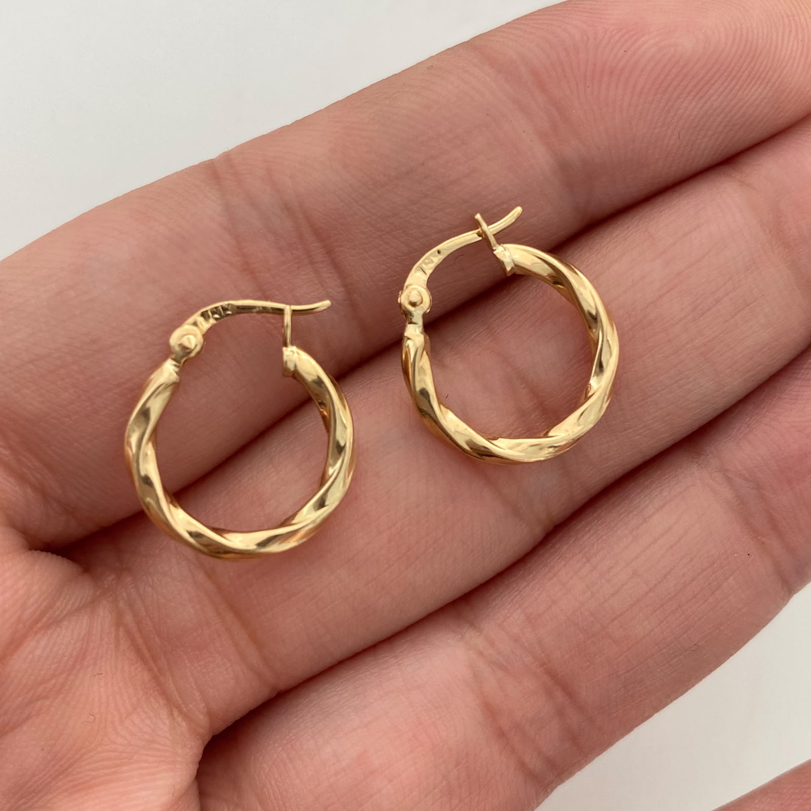 Candonga Entorchada Oro amarillo 18k 1 Gr / 1,5 Cm
