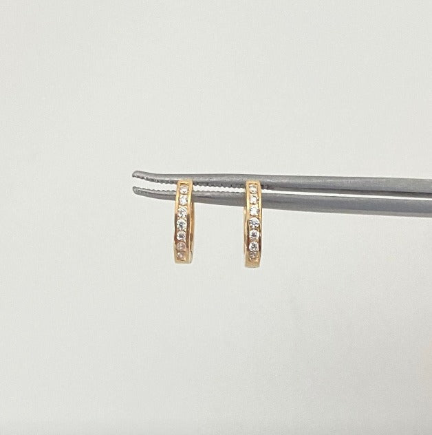 Candonga ovalada casting blanco Oro amarillo 18k 1,55 Gr / 1 Cm
