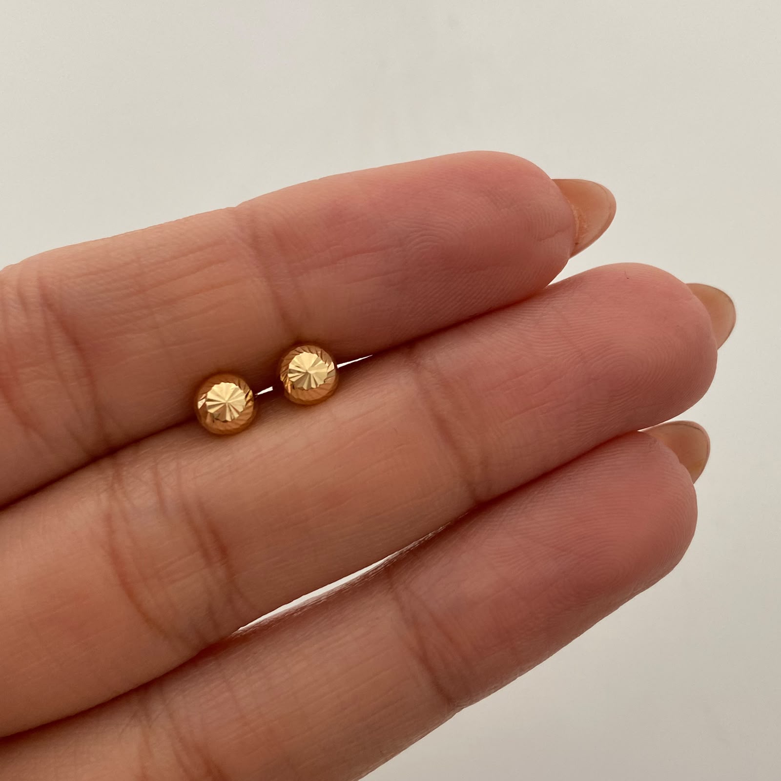Topos Bola Diamantada 5mm Oro amarillo 18k 0,6 Gr