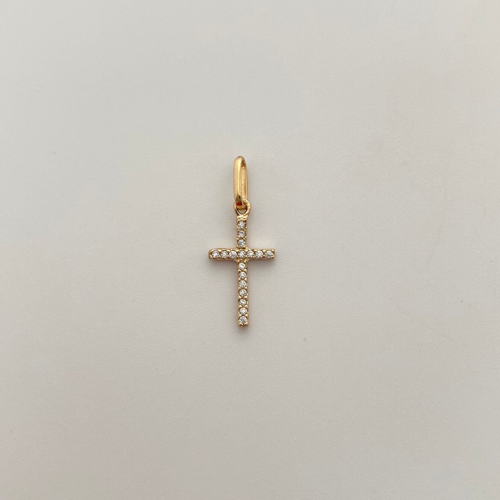 Dije Cruz casting blanco Oro amarillo 18k 0,65 Gr / 8,7 mm / 2,1 Cm