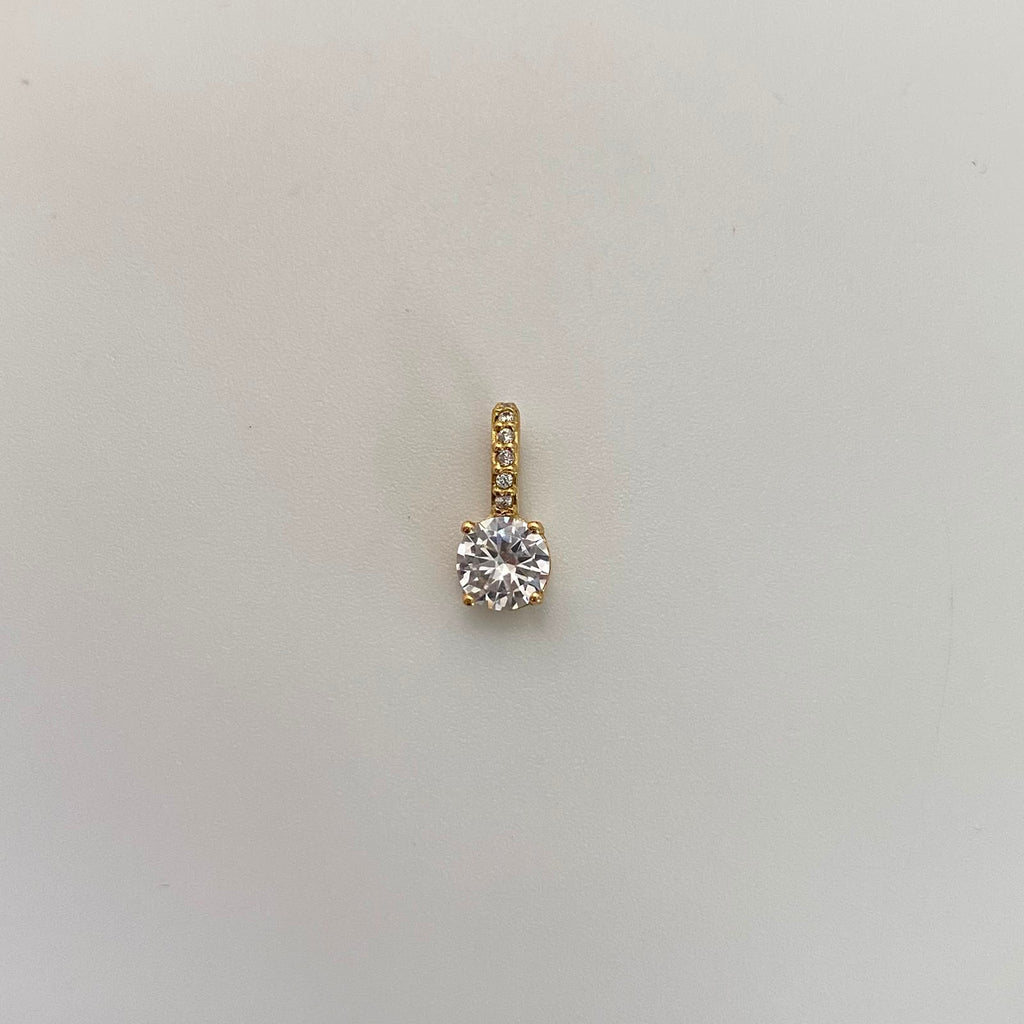 Dije Circon Blanco Oro amarillo 18k 0,95 Gr / 5,5 mm / 1,1 Cm