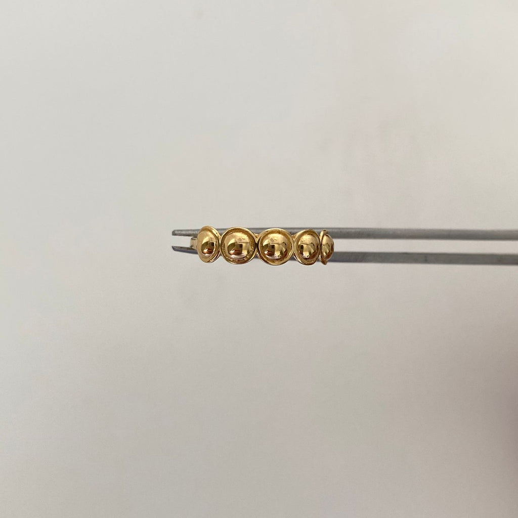 Anillo Fila Circulos Oro amarillo 18k / Talla 5 1/2 / 1 Gr / 1,4 mm