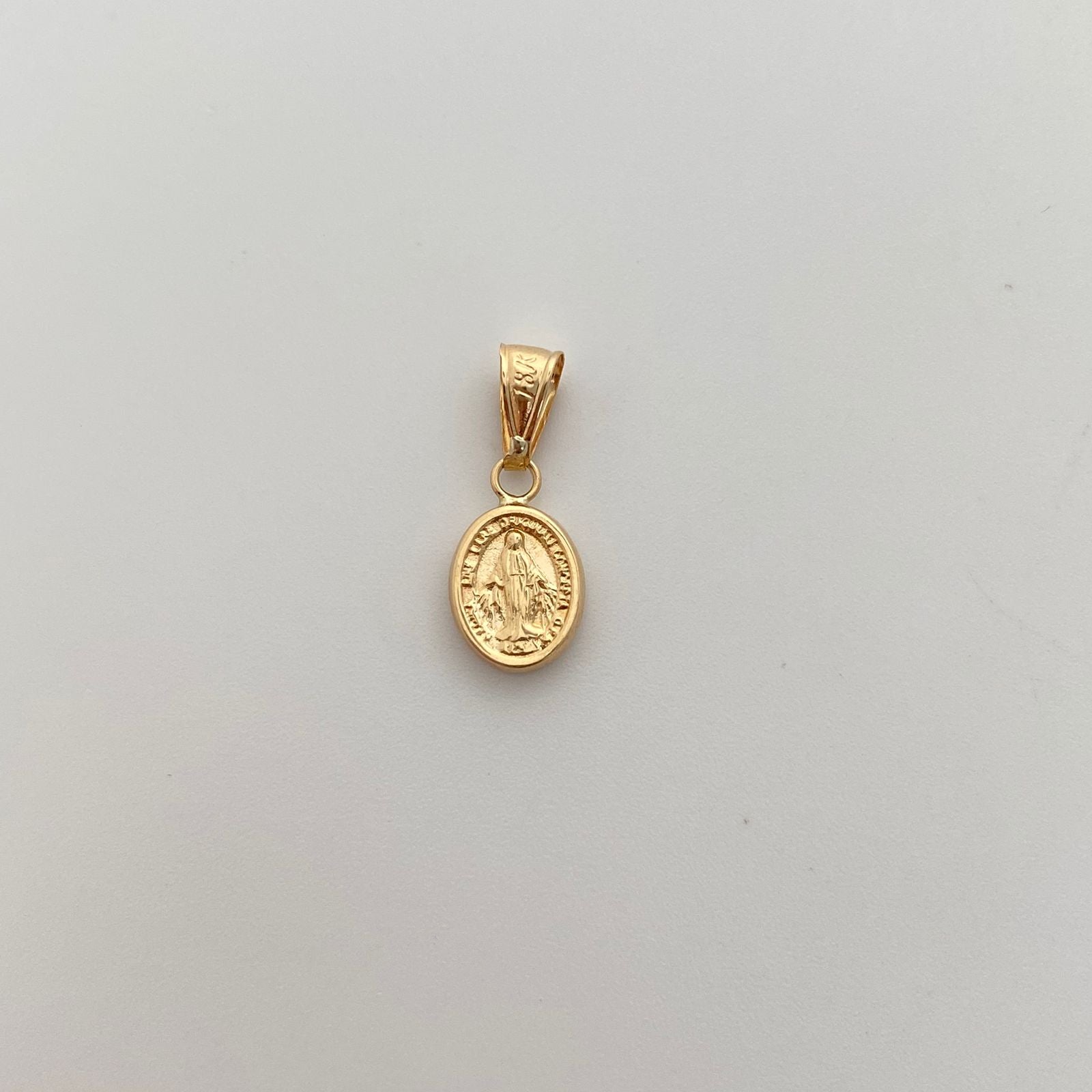Dije Virgen Milagrosa Oro amarillo 18k 0,55 Gr / 8,3 mm / 2 Cm