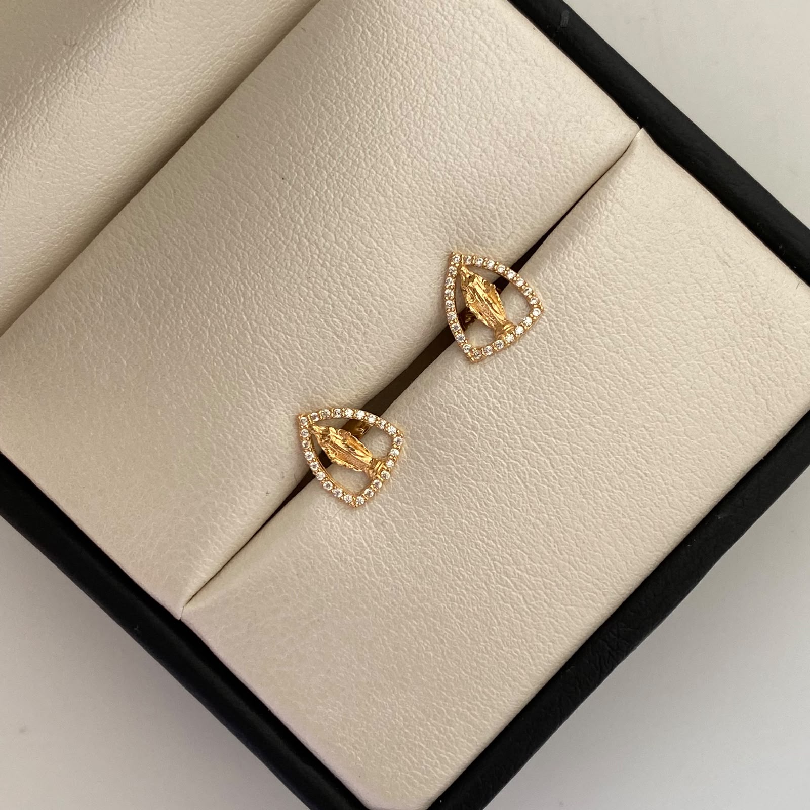 Topos Triangulo Casting Virgen Milagrosa Oro amarillo 18k 1,1 Gr / 8,3 mm