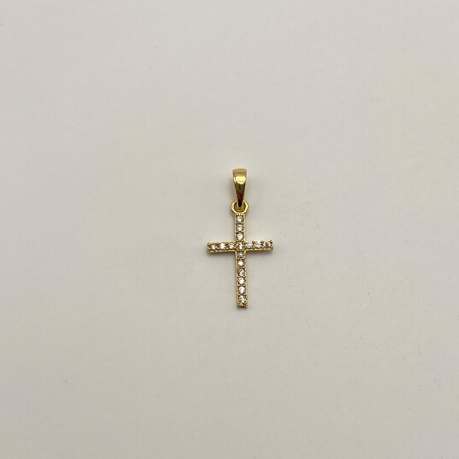 Dije Cruz circones blancos Oro amarillo 18k 0,65 Gr / 9,7 mm / 2 Cm