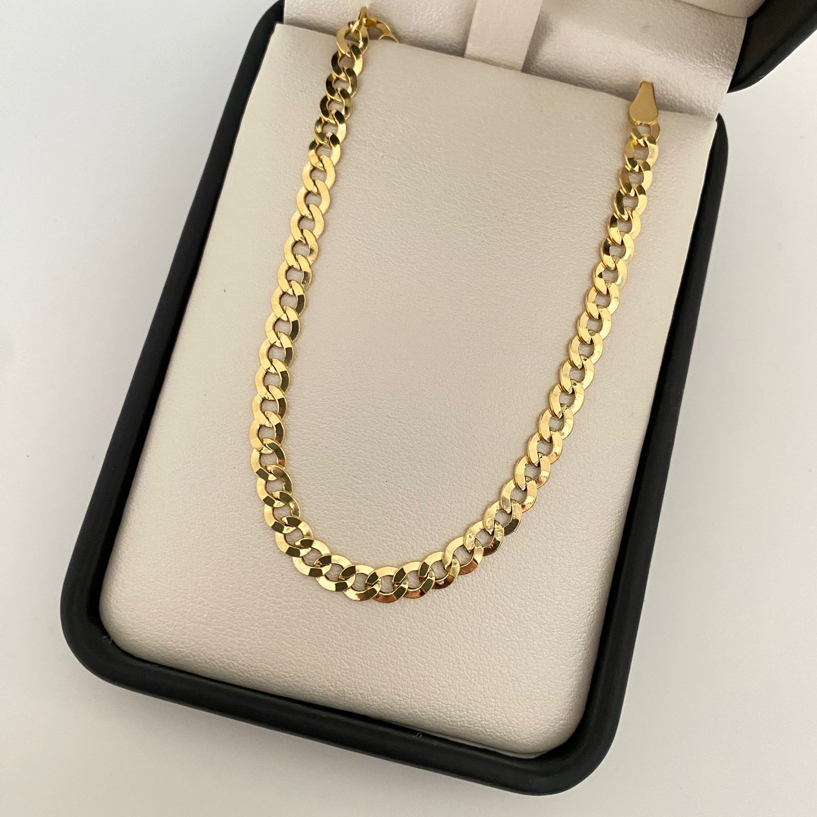 Pulso It cubano Oro amarillo 18k +1 / 3,75 Gr / 4,6 mm / 19,5 Cm