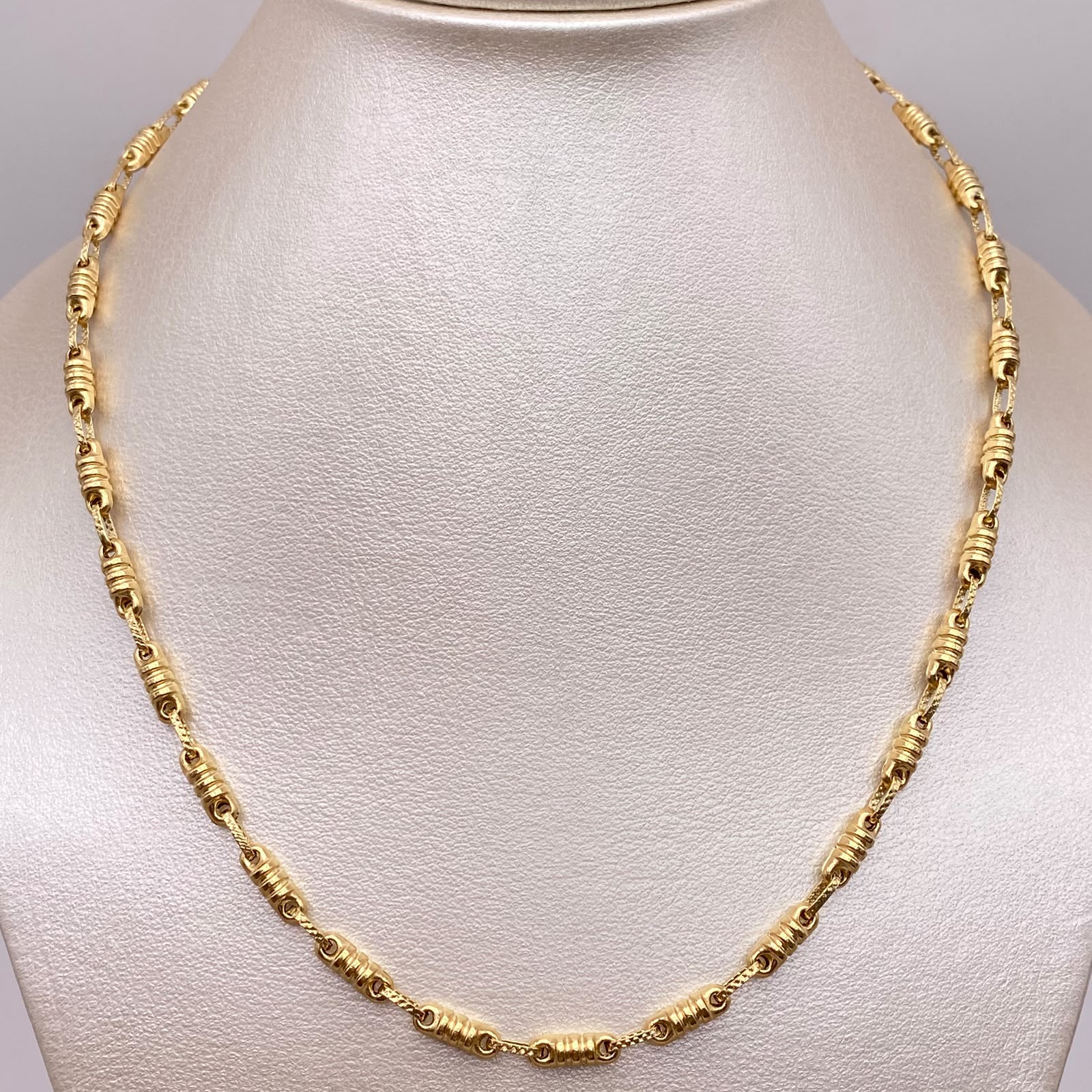 Cadena Rustica Oro amarillo 18k 13,10 Gr / 3,5 mm / 60 Cm Broche 0,40