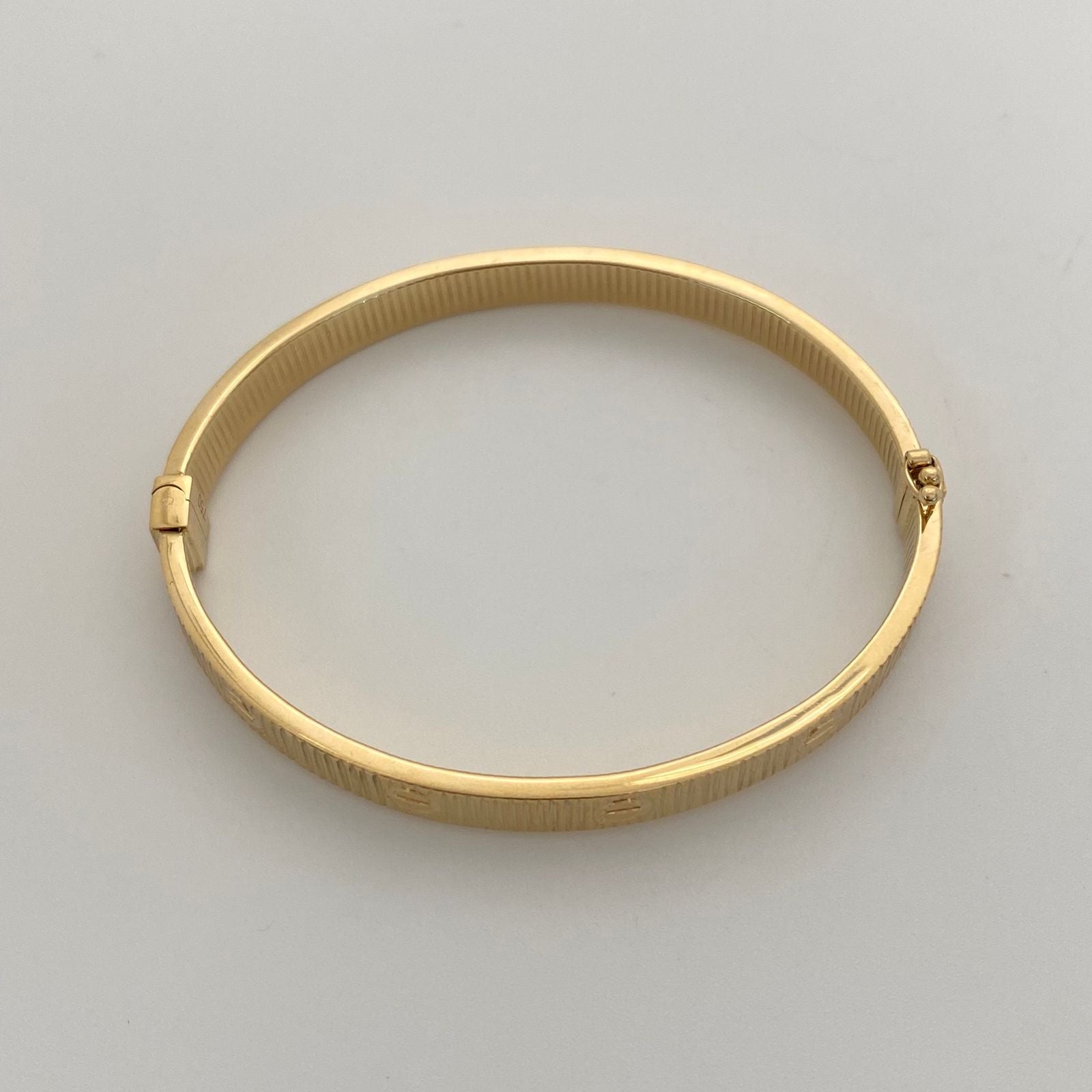 Aro It Sello Diamantado Oro amarillo 18k 10,8 Gr / 5,9 mm / 18,5 Cm