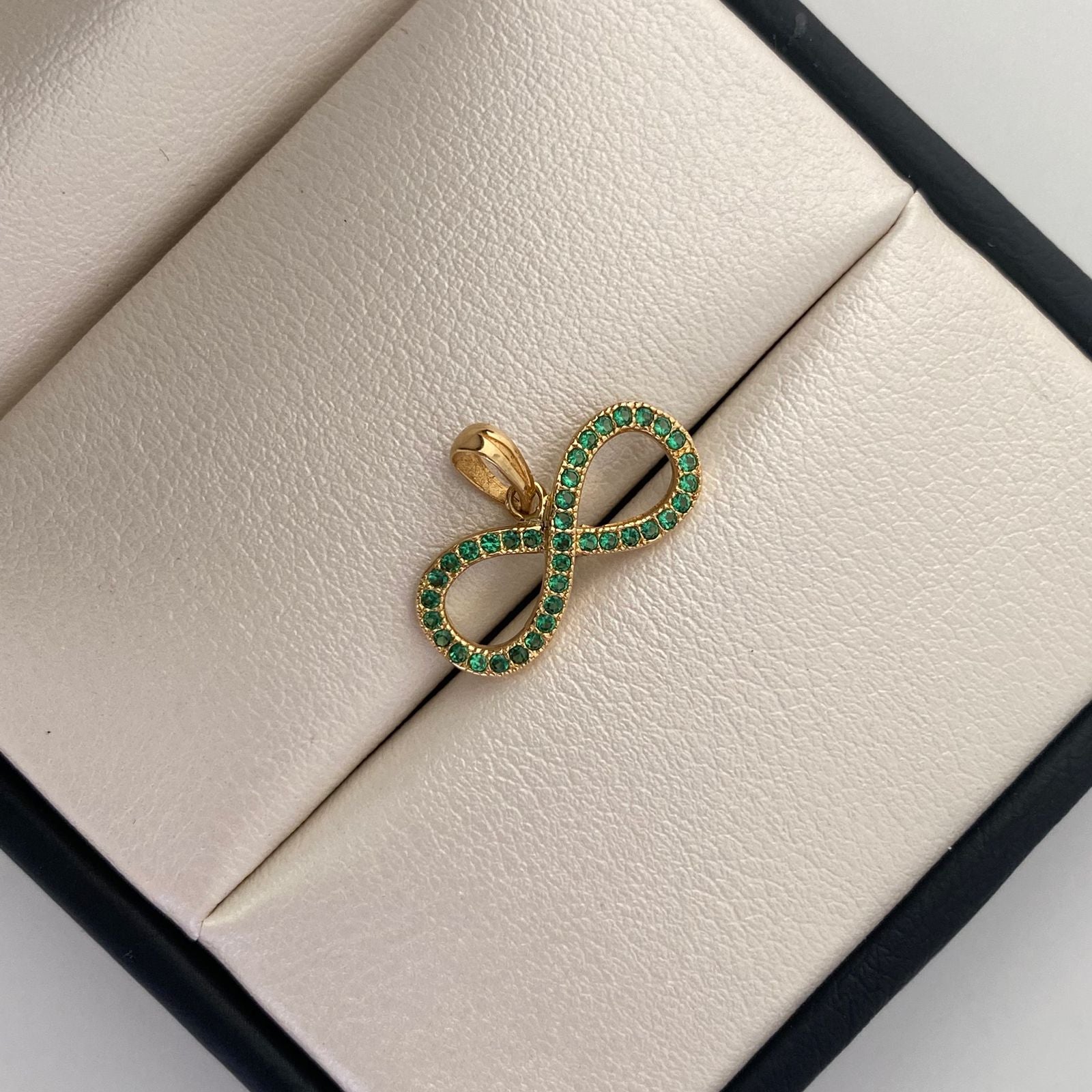 Dije Infinito Casting Verde Oro amarillo 18k 1,25 Gr / 19 mm / 1,3 Cm