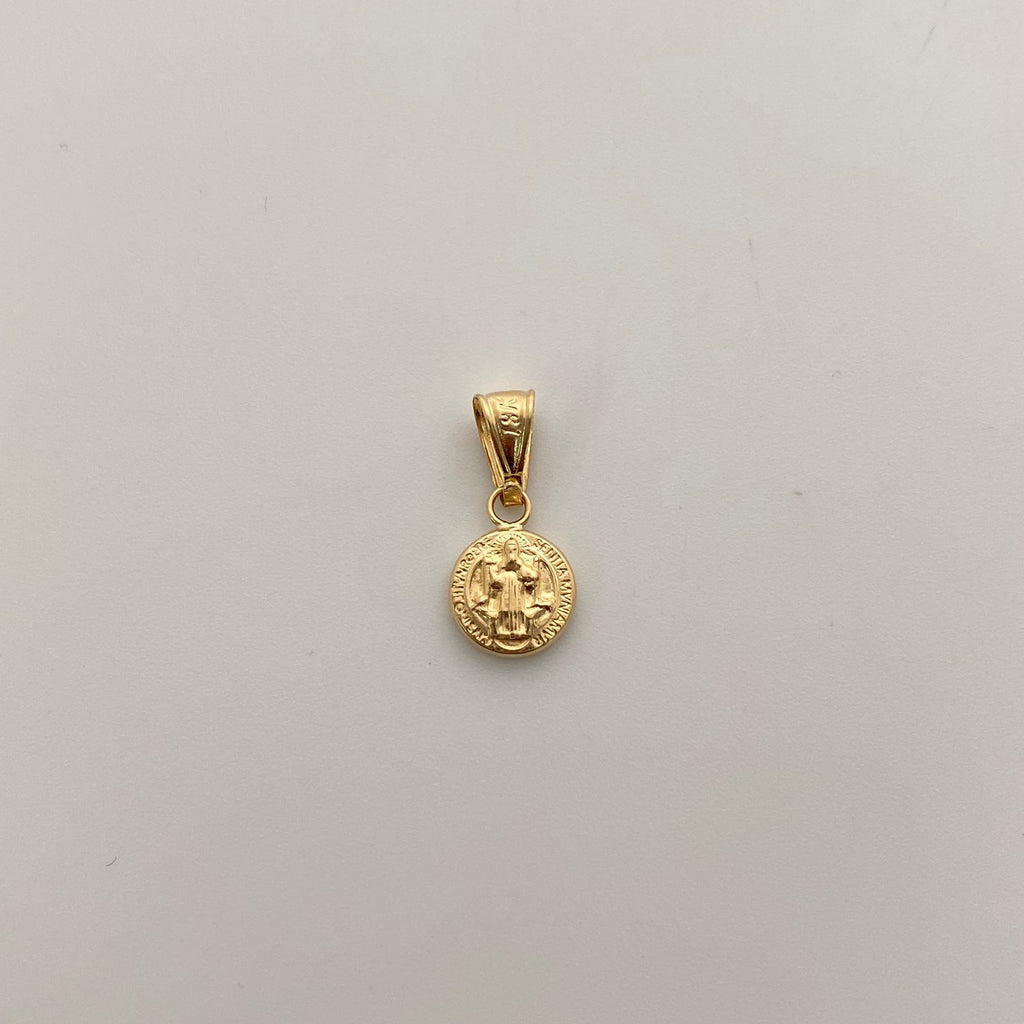 Dije San Benito Oro amarillo 18k 0,45 Gr / 8,5 mm / 1,7 Cm
