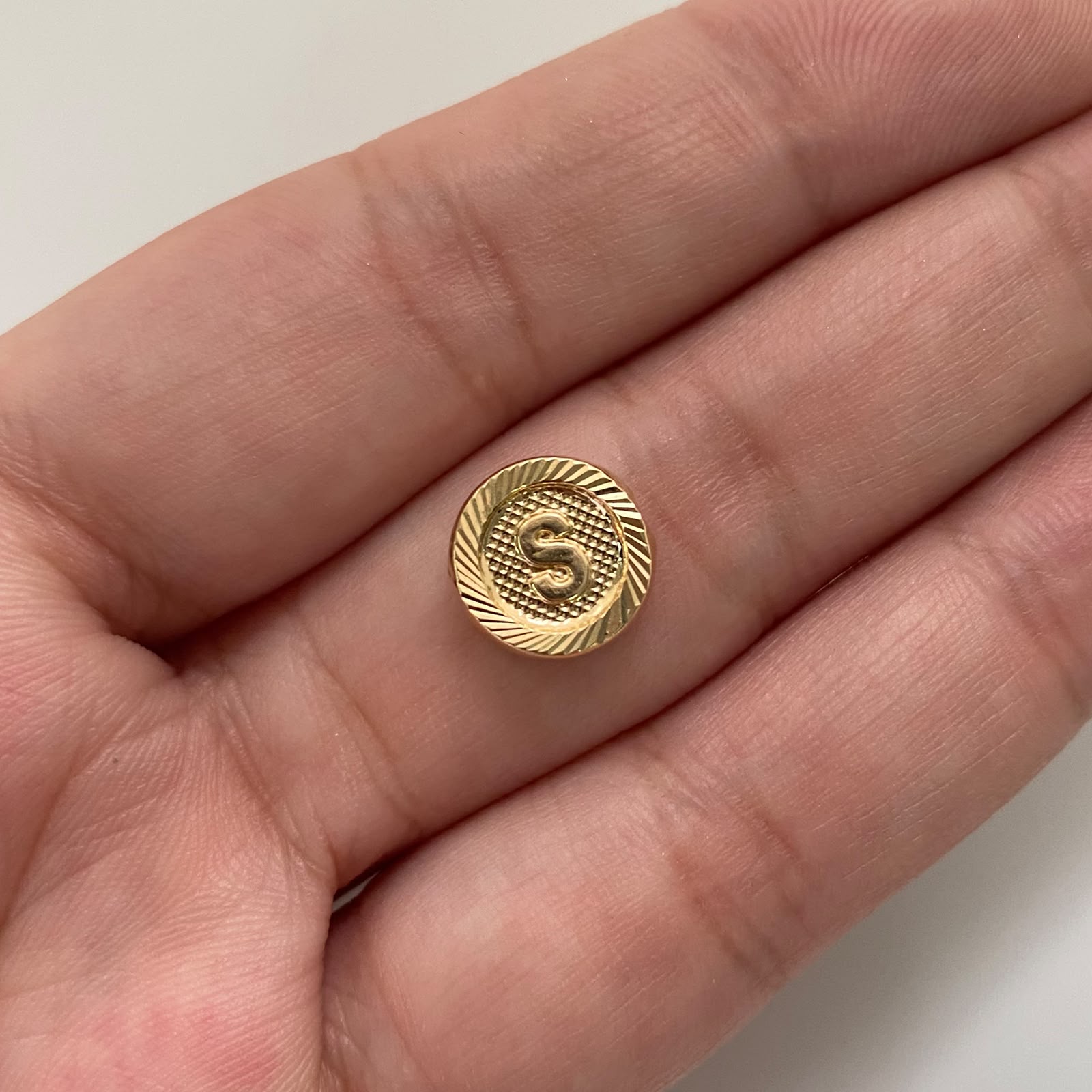 Herraje Letra S Diamantada Oro amarillo 18k 0,5 Gr / 1,1 Cm