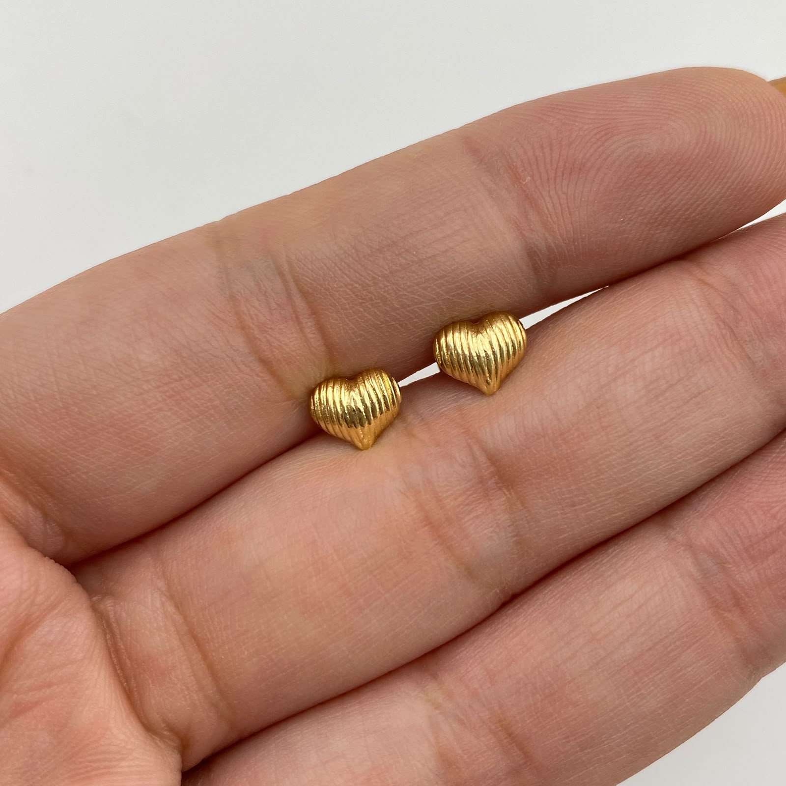 Topos Corazon lineas Oro amarillo 18k 0,6 Gr / 7 mm