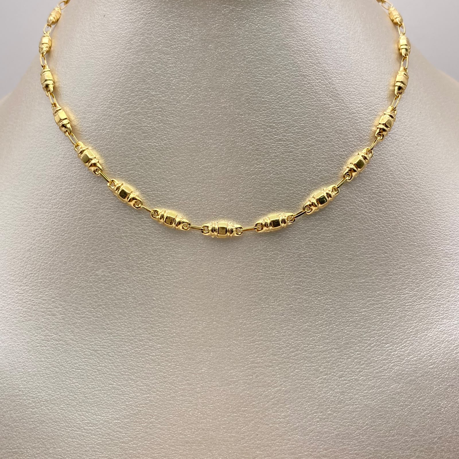 Cadena Rustica Oro amarillo 18k 4,80 Gr / 3,7 mm / 42 Cm Broche 0,40