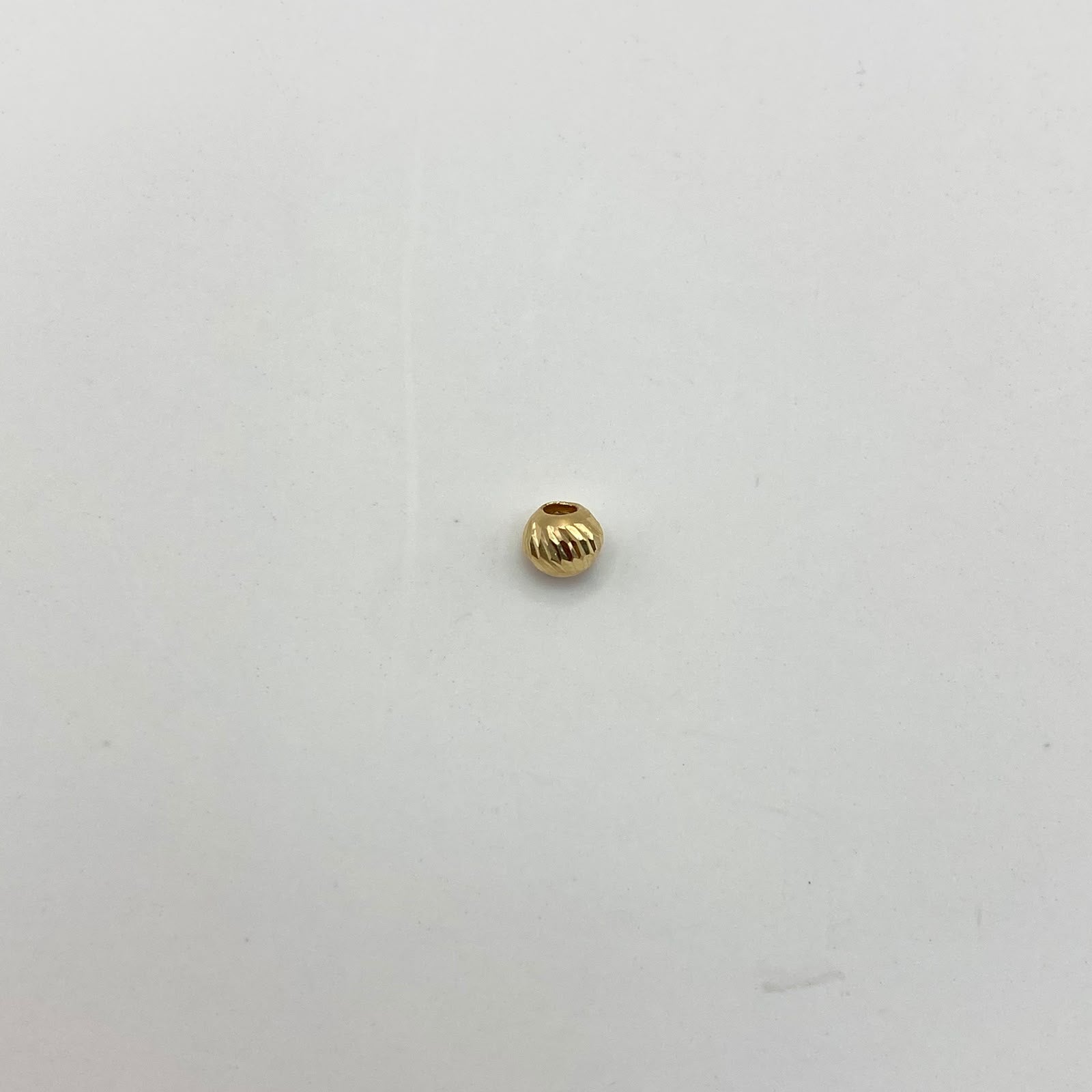 Bola Diamantada 5mm Oro amarillo 18k 0,1 Gr