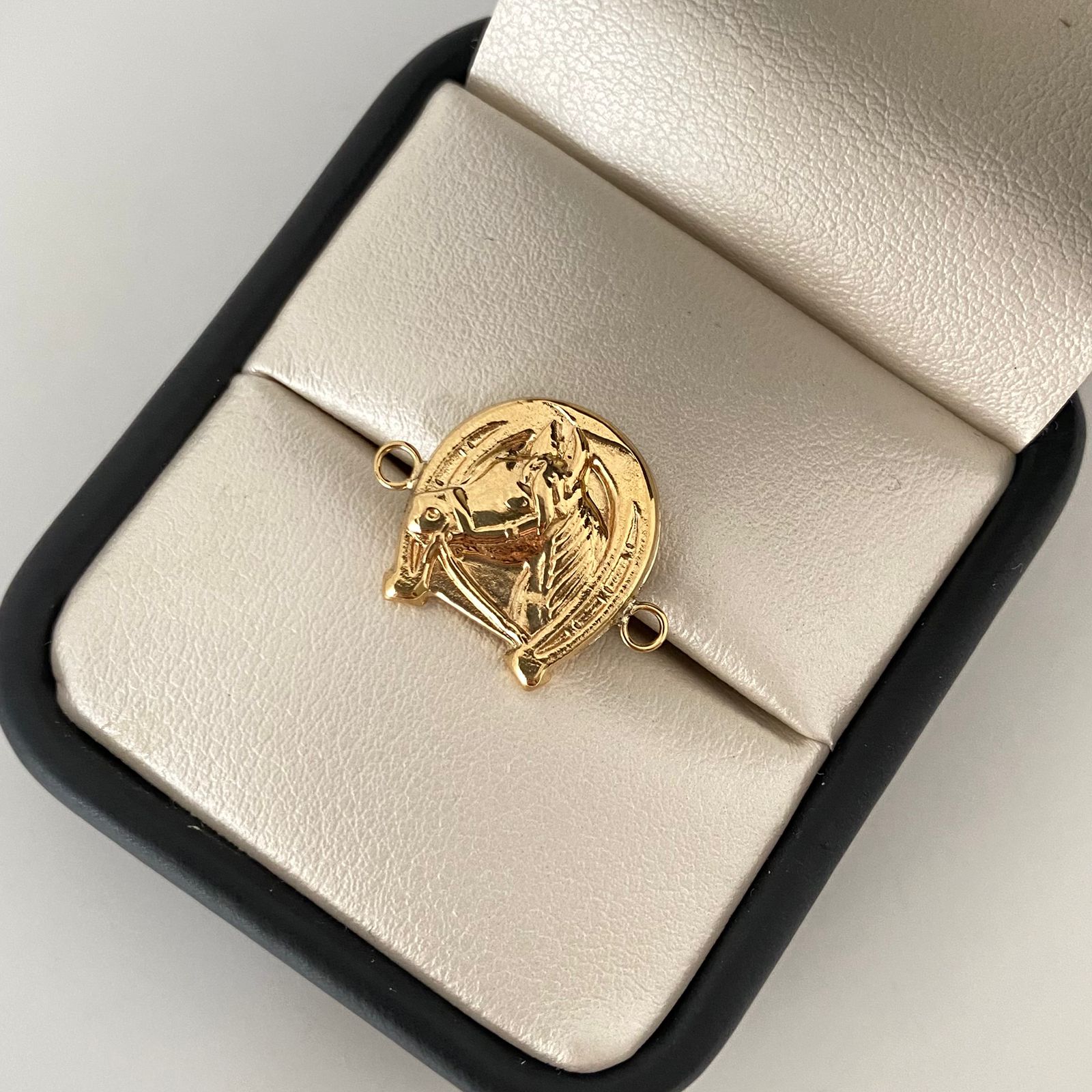 Herraje herradura caballo Oro amarillo 18k 1,3 Gr / 2,0 Cm