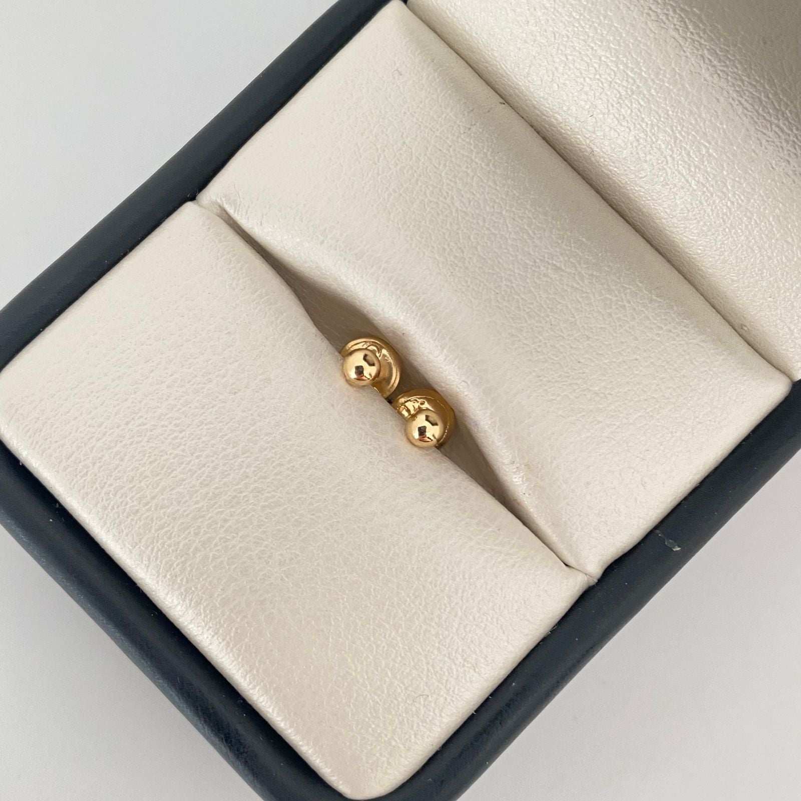 Topos bola lisa 3mm  Oro amarillo 18k 0,4 Gr