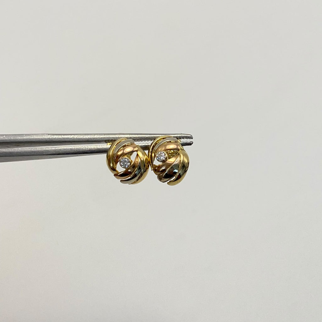 Topos Nudo doble circon Tres oros 18k 1,6 Gr / 9,3 mm