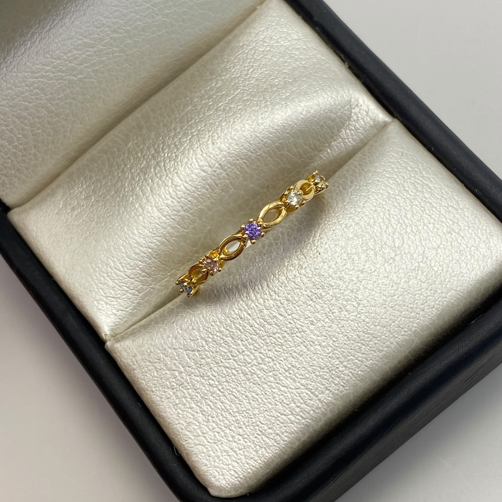 Anillo Fila circones multicolor Oro amarillo 18k / Talla 6 / 1,4 Gr / 0,9 mm