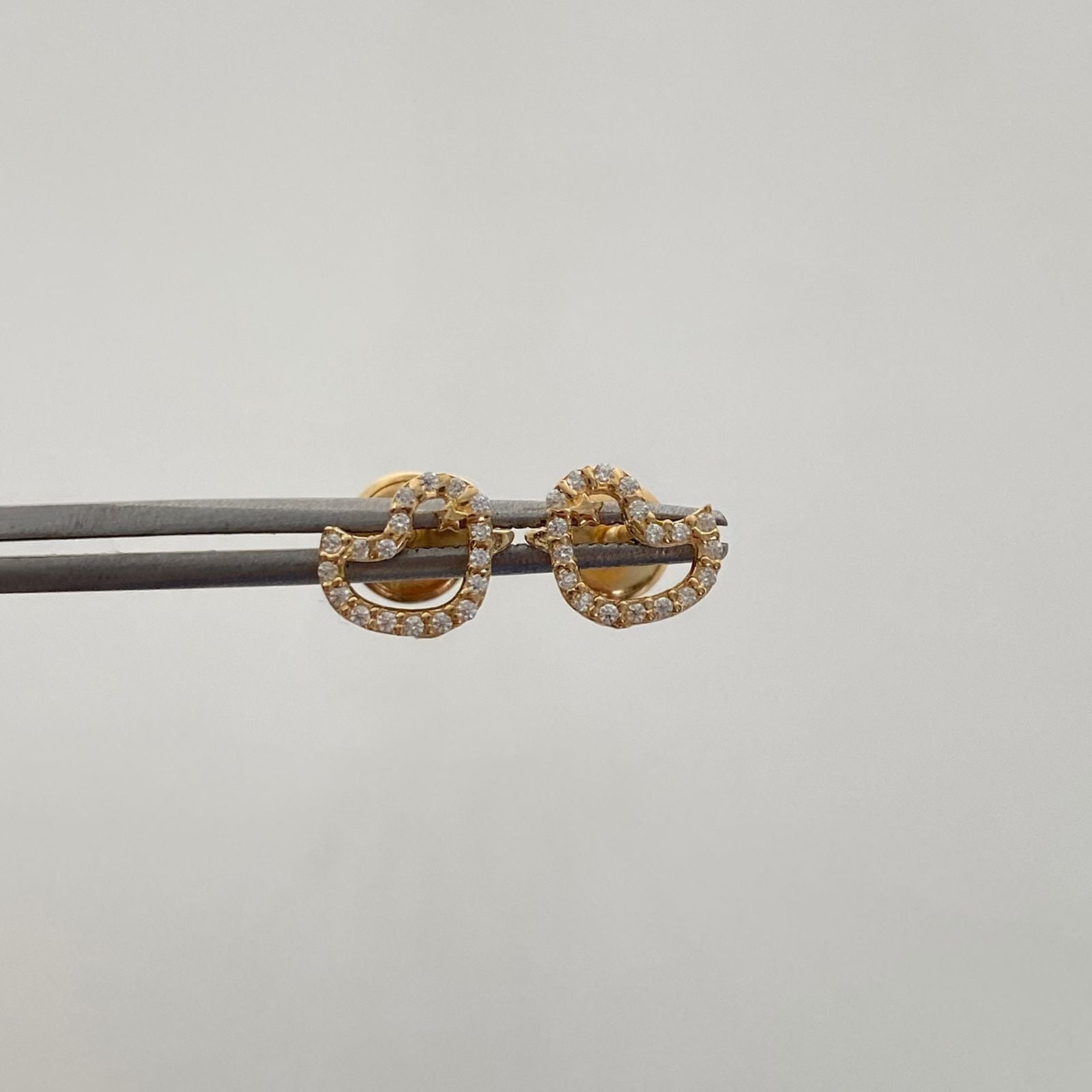 Topos Pajarito silueta casting Oro amarillo 18k 0,7 Gr / 7,9 mm