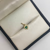 Dije Corazon circones verdes y blancos Oro amarillo 18k 0,6 Gr / 7,7 mm / 1,5 Cm